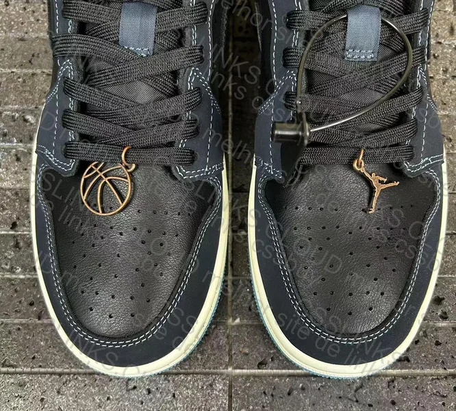 AJ1 LOW DT BATCH 190Y 2