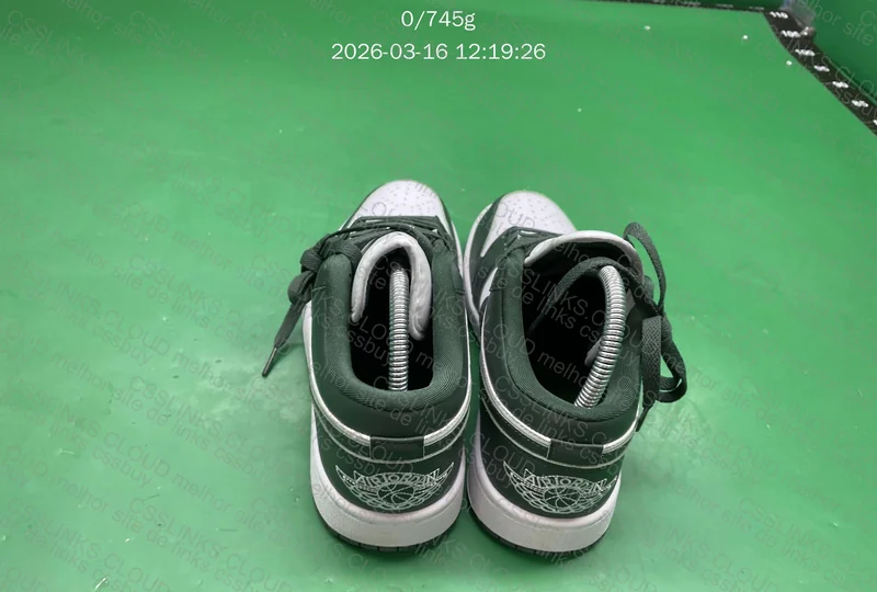 AJ1 LOW GALACTIC JADE BLIND BOX