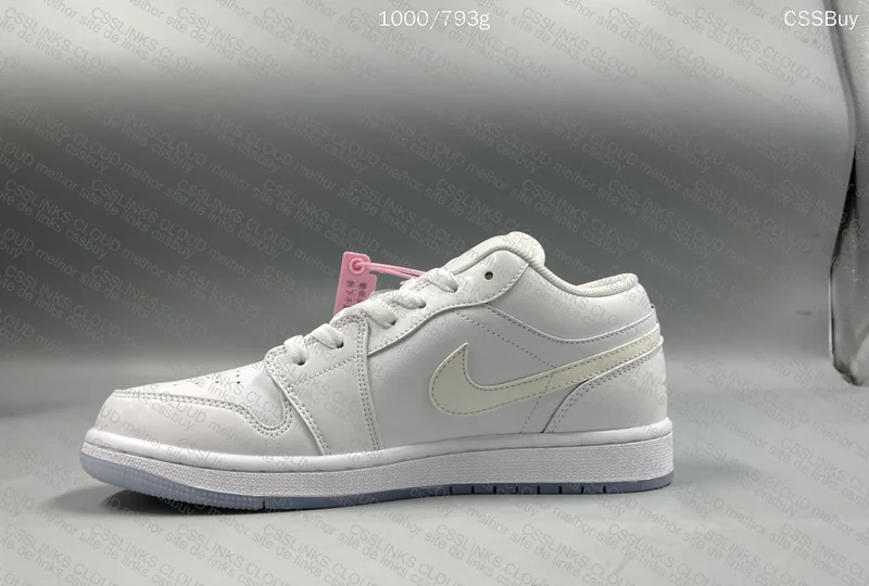 AJ1 low “Glitter Swoosh” 4