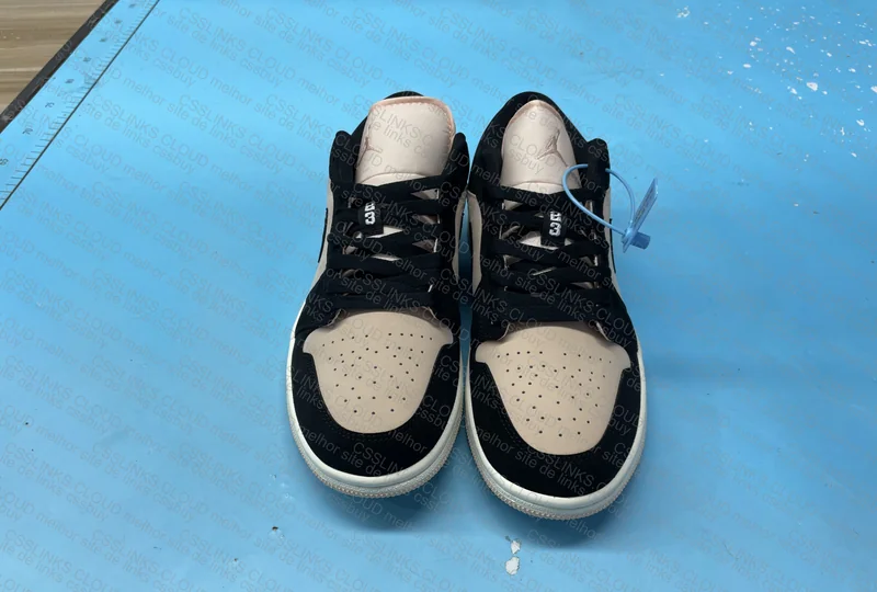 AJ1 Low Guava Ice