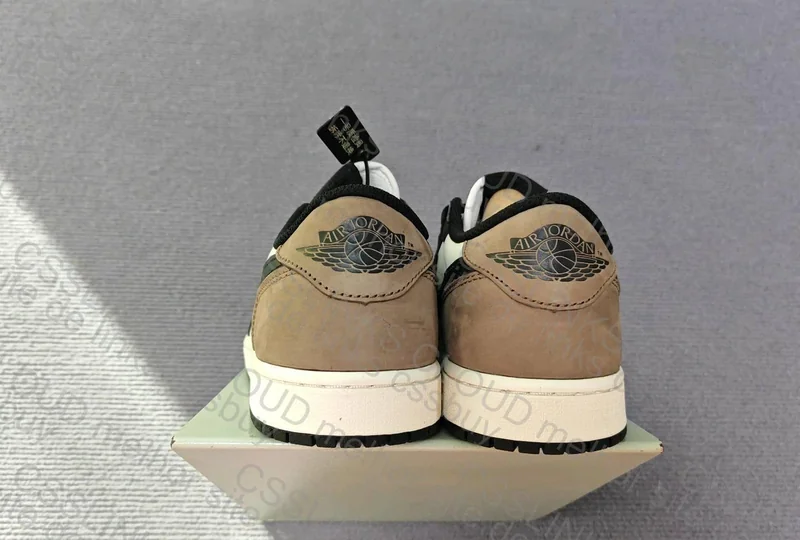 AJ1 Low Mocha 4