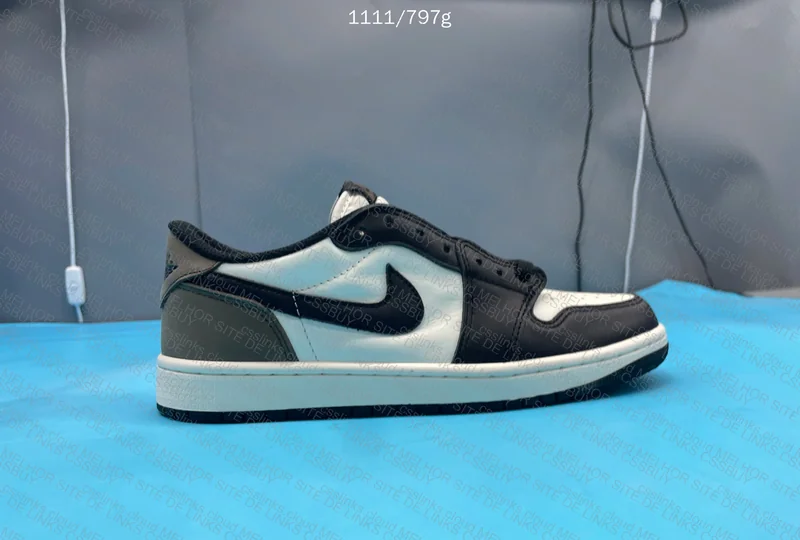AJ1 Low 'Mocha' 6