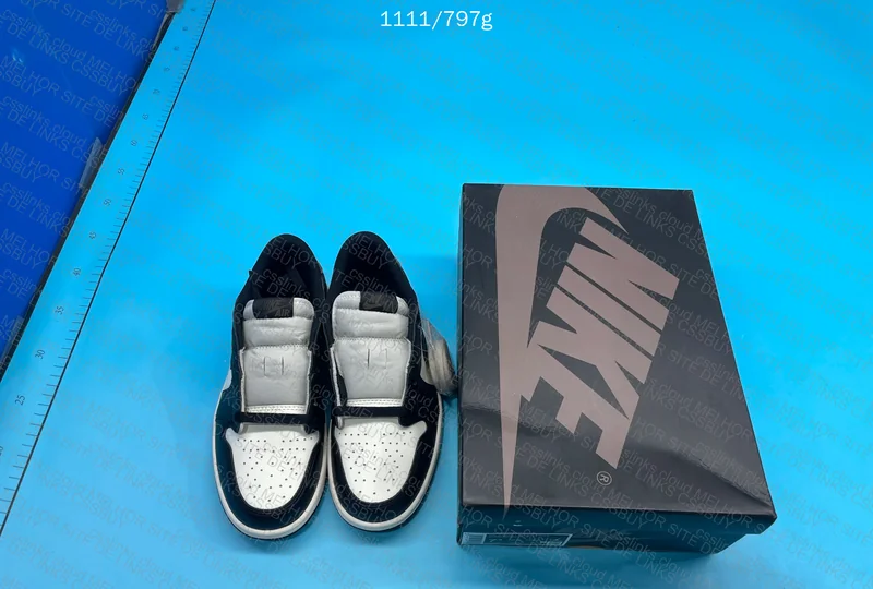 AJ1 Low 'Mocha' 8