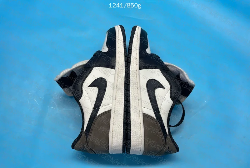 Aj1 Low Mocha 2