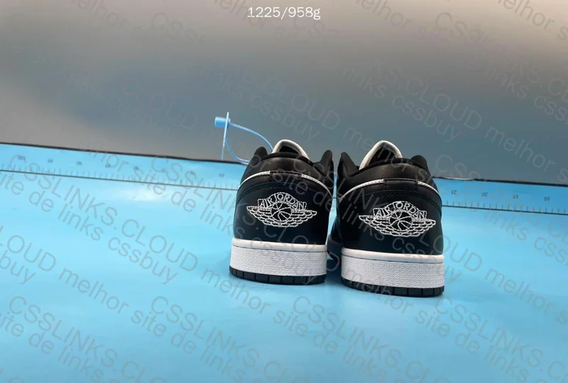 aj1 low panda 6