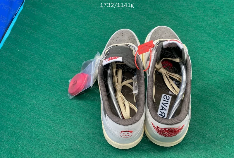 AJ1 Low Retro OG SP Travis Scott Reverse Mocha LJR 2