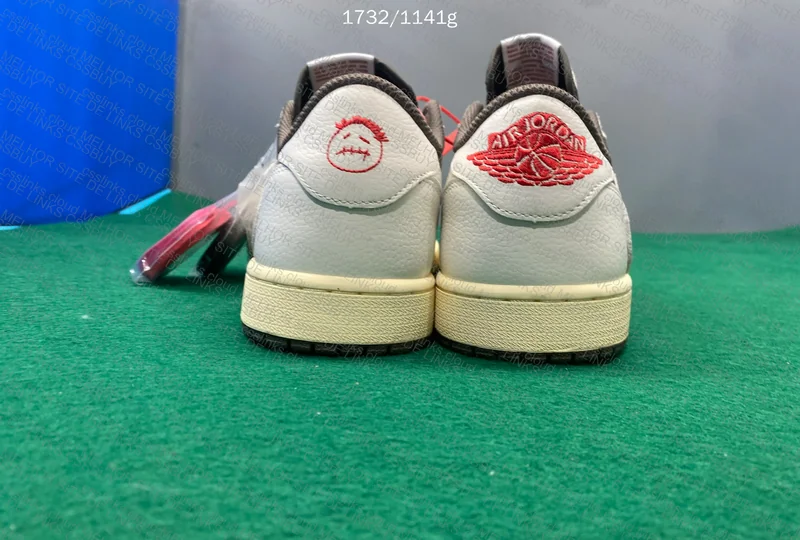 AJ1 Low Retro OG SP Travis Scott Reverse Mocha LJR 3