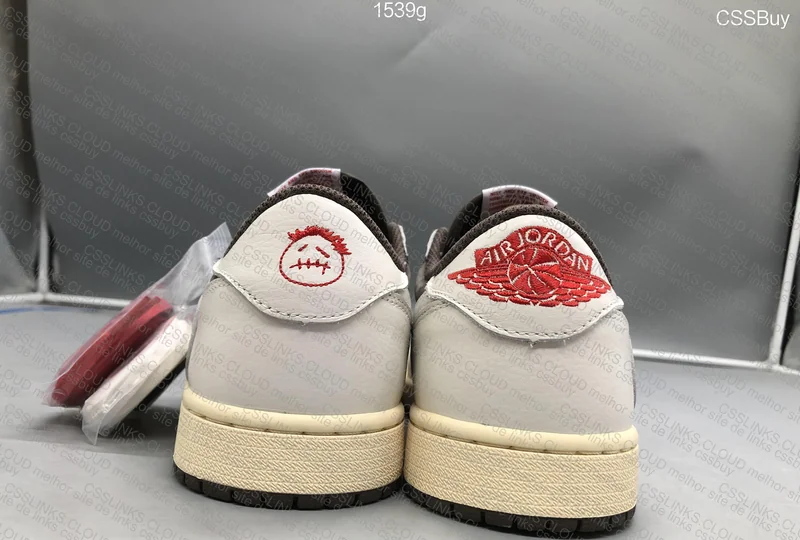 AJ1 low Reverse Mocha 4