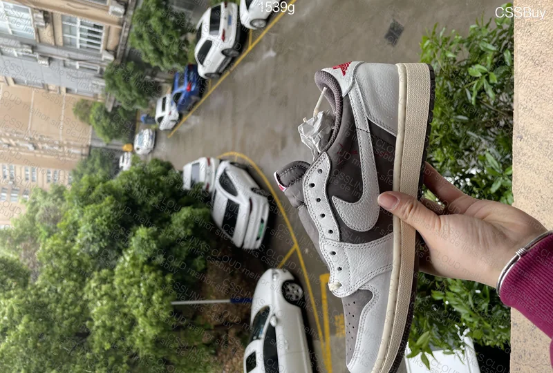 AJ1 low Reverse Mocha 7