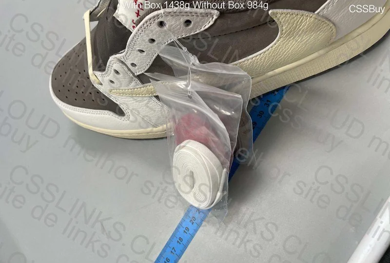 AJ1 Low Reverse mocha