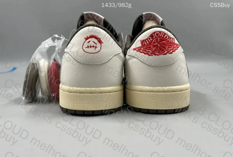 AJ1 low reverse mocha 3