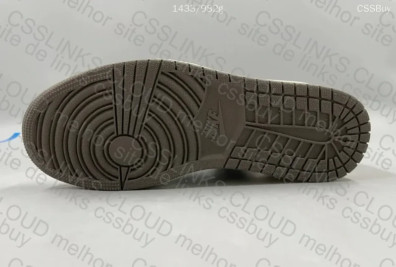 AJ1 low reverse mocha 6
