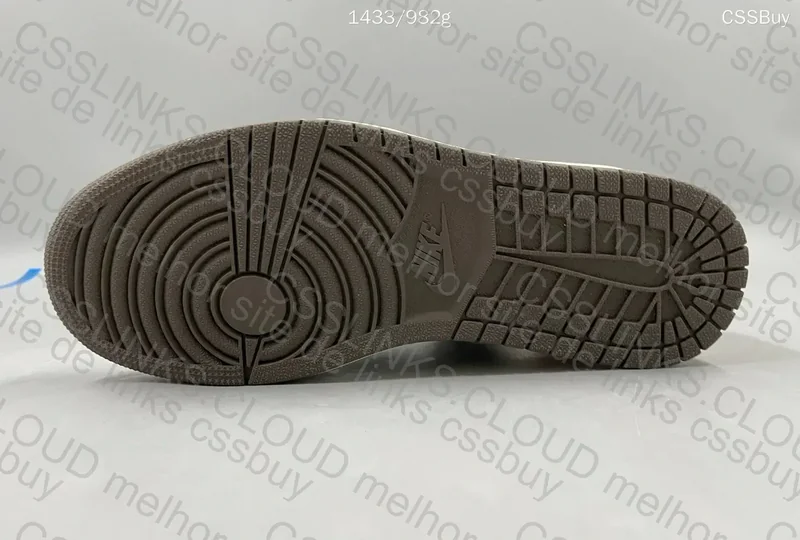 AJ1 low reverse mocha 6