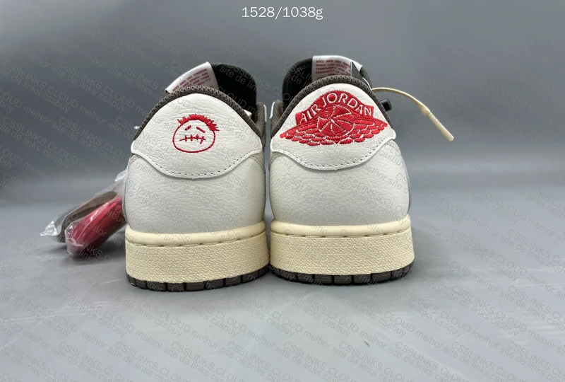 AJ1 LOW REVERSE MOCHA 2