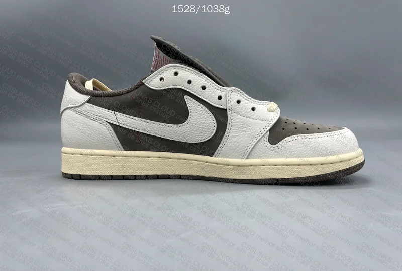 AJ1 LOW REVERSE MOCHA 5