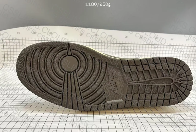 aj1 low reverse mocha 7