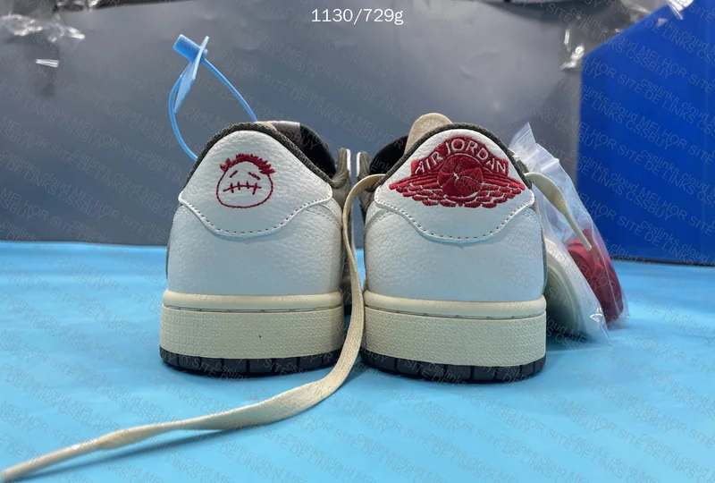 aj1 low reverse mocha 2