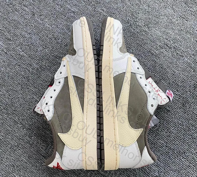 AJ1 Low Reverse Mocha OVO 3