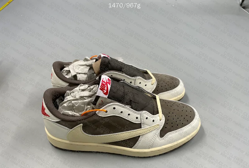 AJ1 Low Reverse Mocha (ZOK)