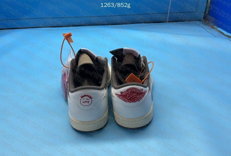 AJ1 Low Reverse Mocha - ZOK 2