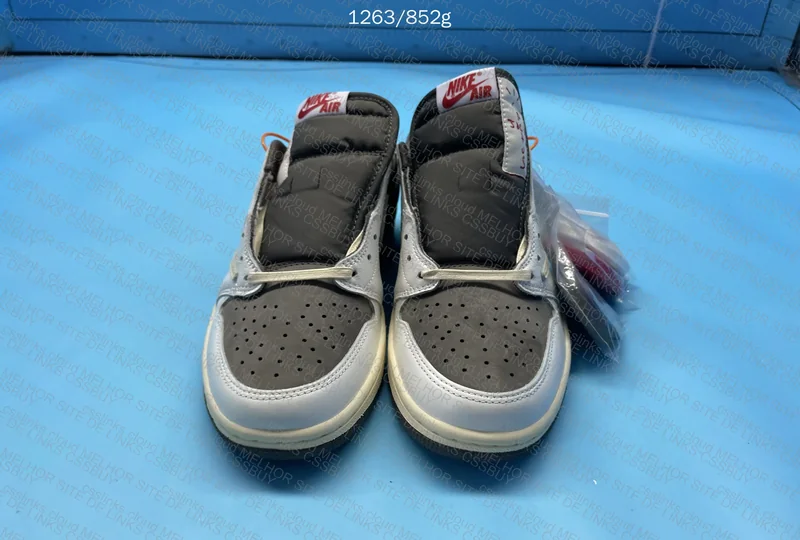 AJ1 Low Reverse Mocha - ZOK 3