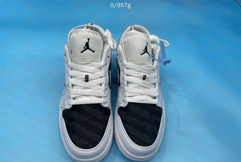 AJ1 Low Reverse Panda - DT