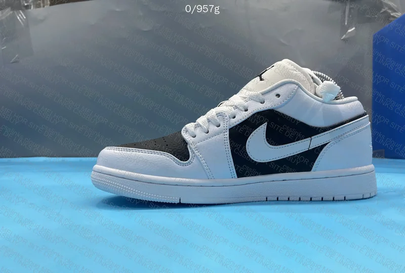 AJ1 Low Reverse Panda - DT 8