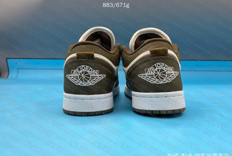 AJ1 Low (70y Sale) 2