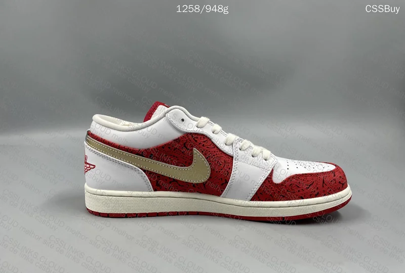 AJ1 Low Spades
