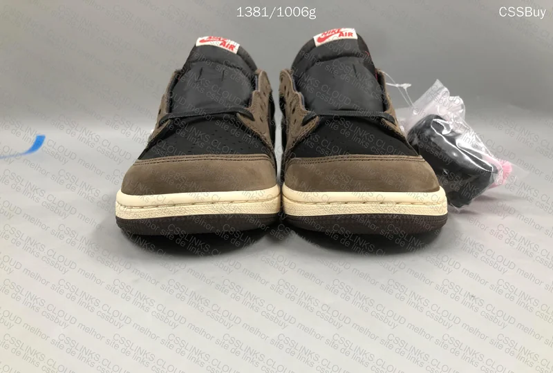 AJ1 Low- Travis 2