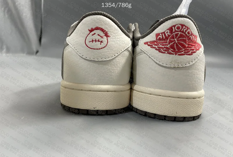 aj1 low travis 3