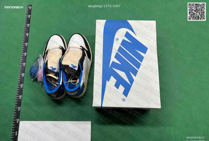 aj1 low Travis fragment 139 Y