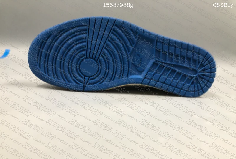 AJ1 Low Travis Fragment GL? 3