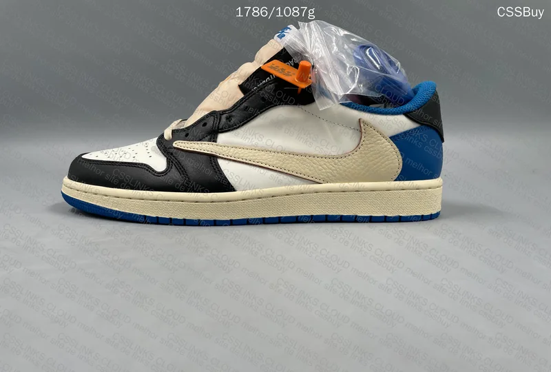 AJ1 Low Travis Fragment (GL or RL?) Opinions on Being Identical? 2