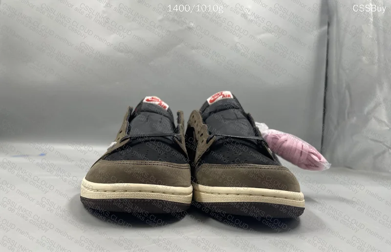 AJ1 Low Travis Mocha 2