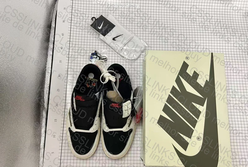 Aj1 low travis olive 3