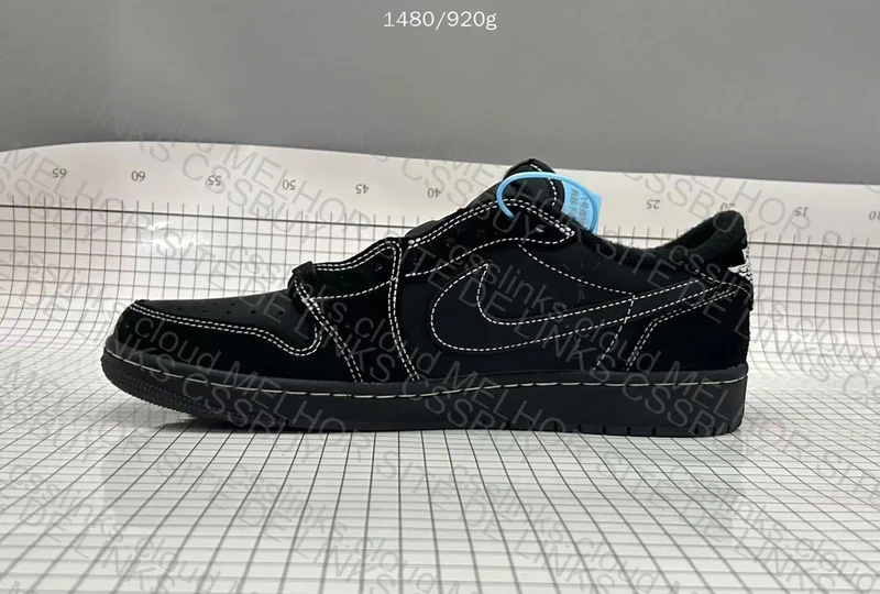 AJ1 Low Travis Phantom OVO 5