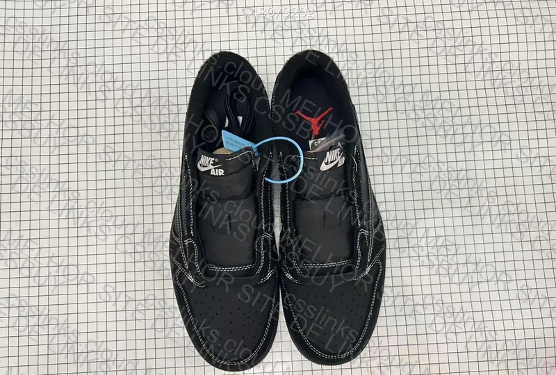 AJ1 Low Travis Phantom OVO 7