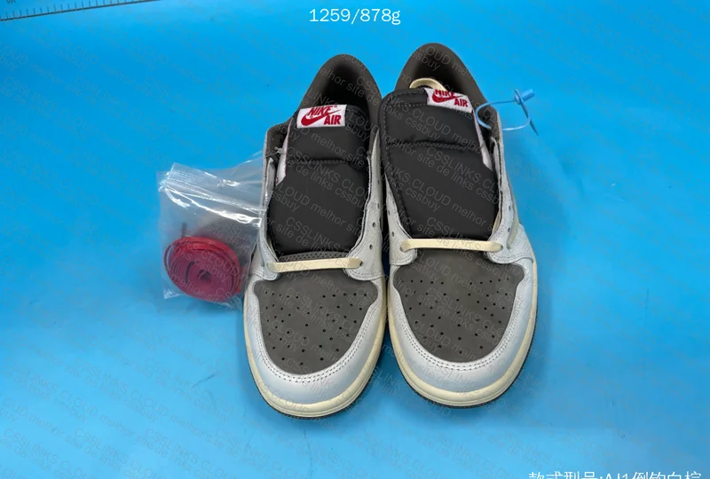 aj1 low travis reverse mocha 5