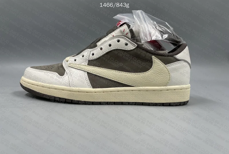 AJ1 Low Travis Reverse Mocha FK 5