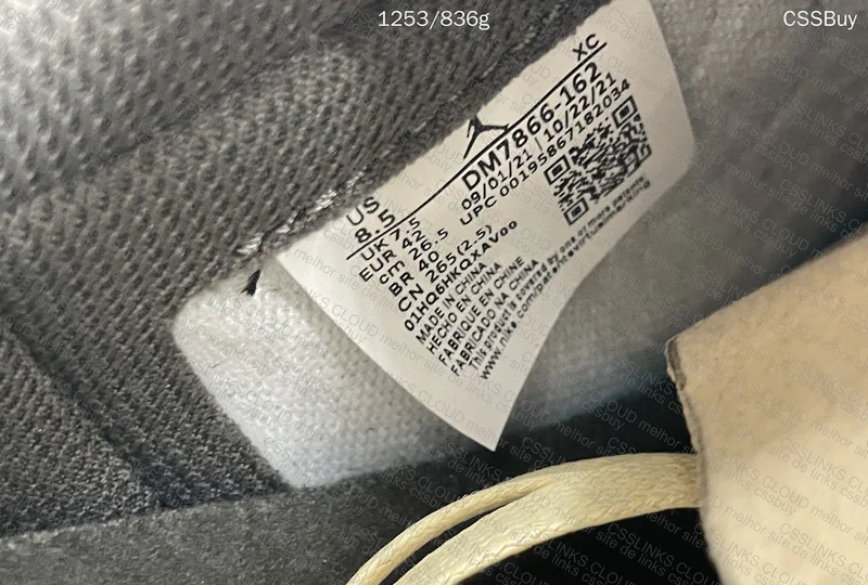 Aj1 low Travis Scott 5