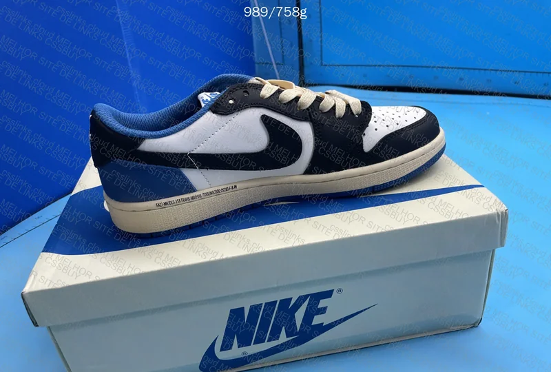 aj1 low travis scott