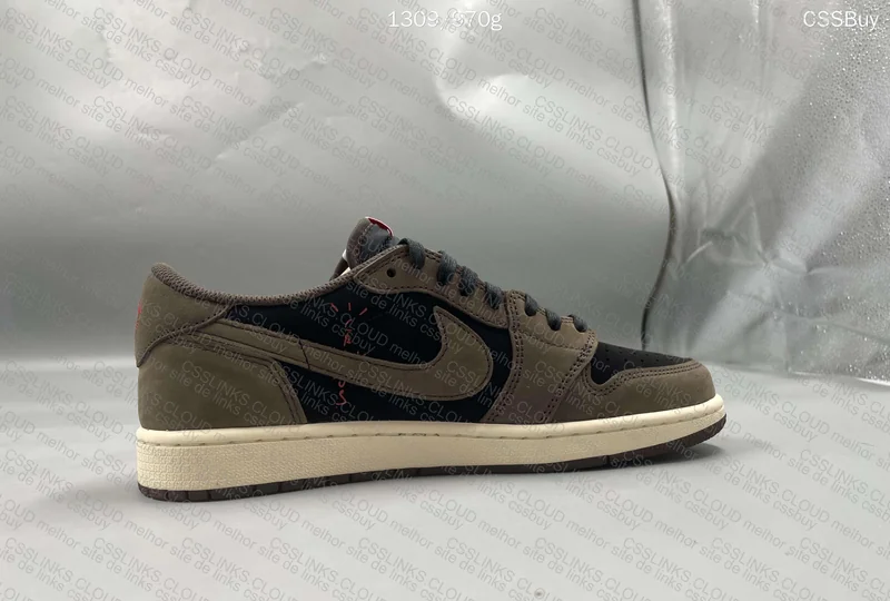 AJ1 Low Travis Scott Dark Mocha 7