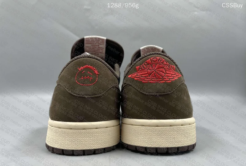 AJ1 Low Travis Scott Dark Mocha 3