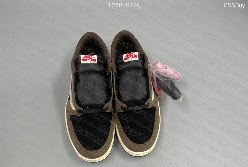 AJ1 LOW TRAVIS SCOTT DARK MOCHA