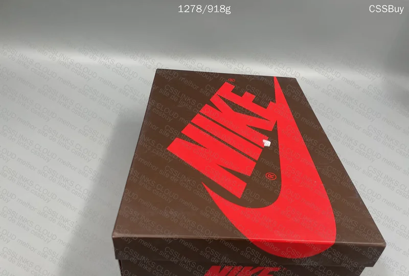 AJ1 LOW TRAVIS SCOTT DARK MOCHA 9