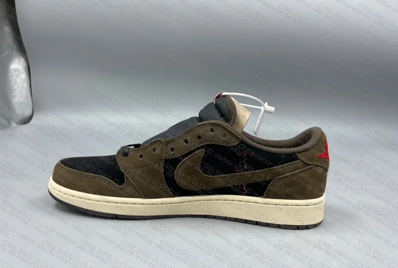 AJ1 Low Travis Scott Dark mocha 2