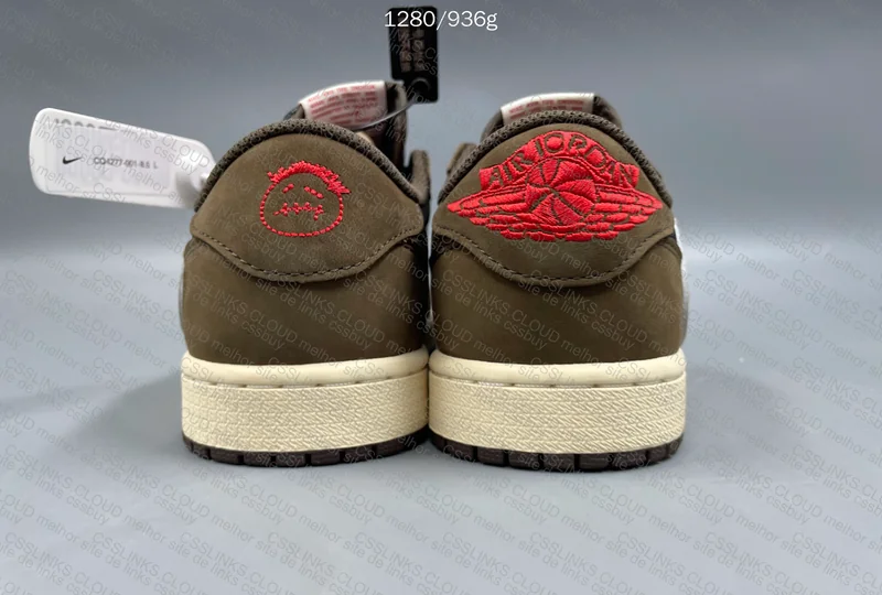 AJ1 Low Travis Scott Dark Mocha 3