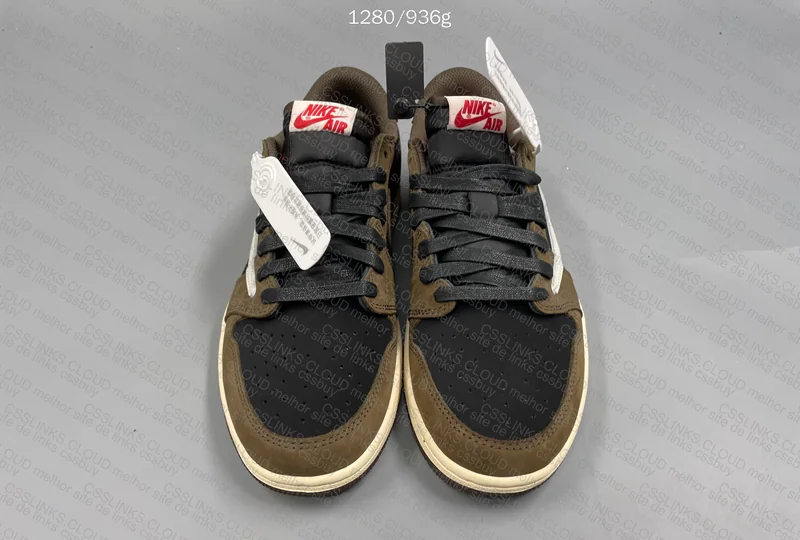 AJ1 Low Travis Scott Dark Mocha 6