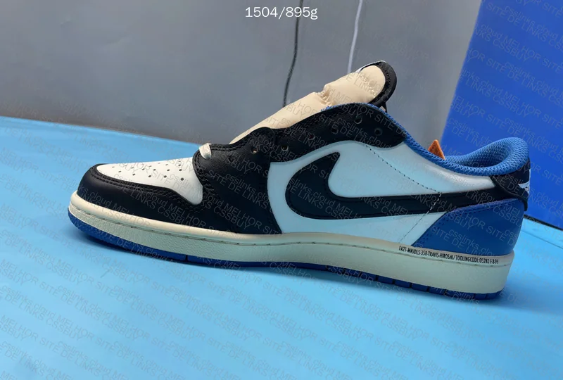 AJ1 low Travis Scott fragment 7